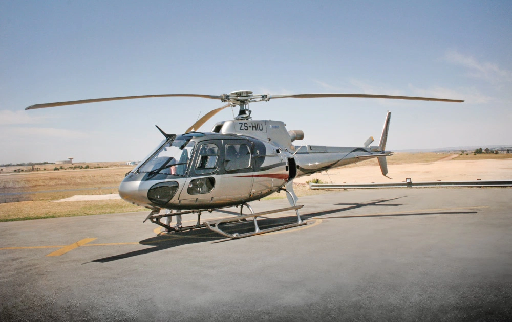 その他 Heli with camera HSI delivers H125 with equipment to combat mosquitos in Louisiana
