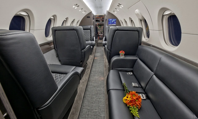 バナーナン N440WP Hawker 800XP - AEM Aviation owned by S/N 258524