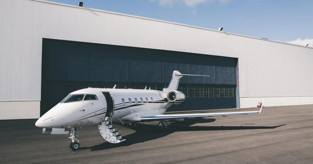 N91QK Challenger 300 - Jet Edge International owned by S/N 20375