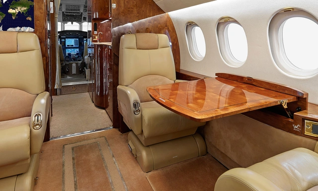 写真・グラフィック FALCON Dassault Falcon 900LX Private N588HP - AirTeamImages.com