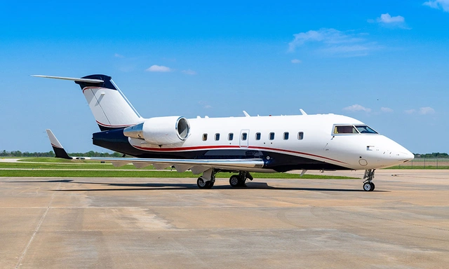 N604PW Challenger 604 - Solairus Aviation owned by S/N 5638