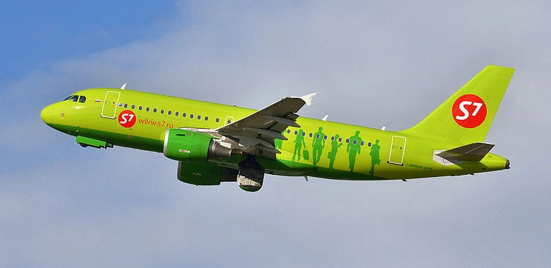 Airbus A319-100 (A319) by Airbus