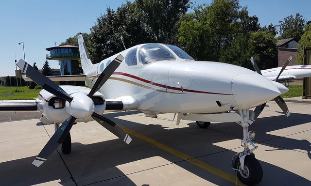 Cessna 340 (C340) by Cessna Aircraft Company