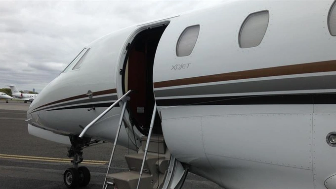N757XJ image