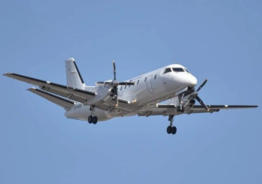 CBSHerpa B737 3機とSaab340クリスマス版 CBSHerpa B737 3機と