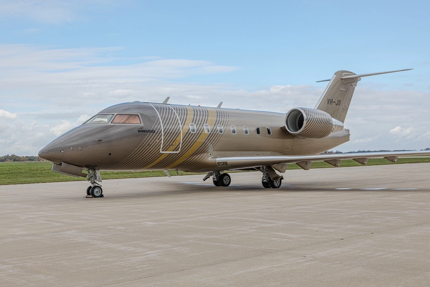 VH-JII Challenger 604 - Global Jet International owned by S/N 5550
