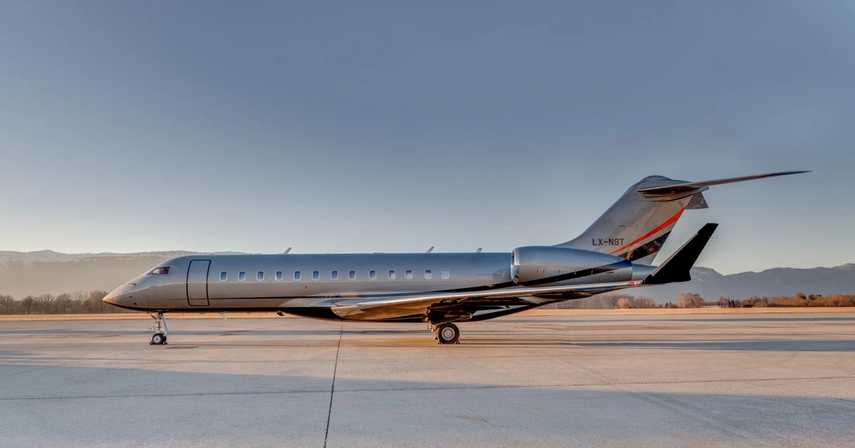 リアル Bombardier_Global_6000_LX- サーフィン・ボディボード