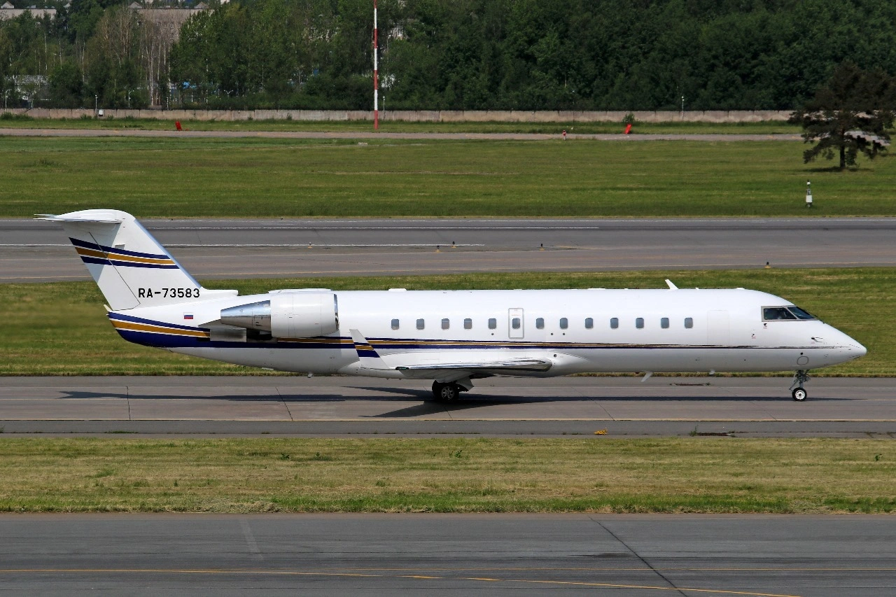 RA-73583 Challenger 850 - DreamJet owned by S/N 8097