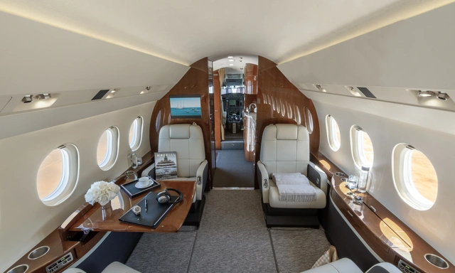 世界のエアライン10 LX-SCO Falcon 2000LX - Global Jet owned by S/N 111
