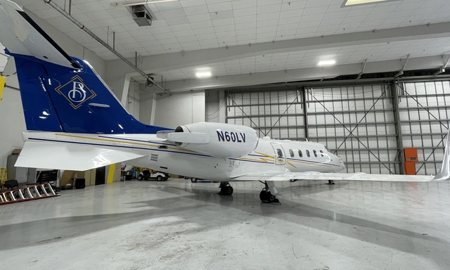 N60LV Learjet 60XR - Cirrus Aviation Services owned by S/N 60-400