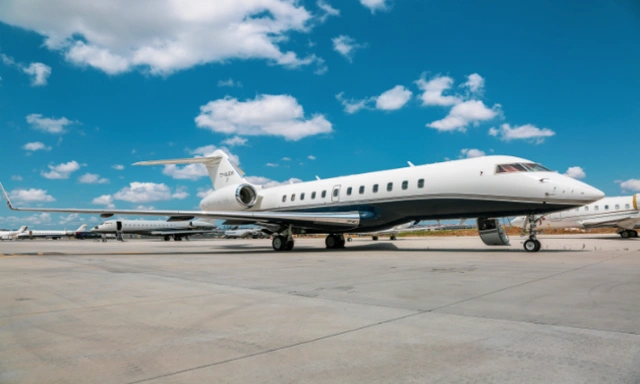T7-ALEX1 Global 5000 - Alex Jets owned by S/N 9155
