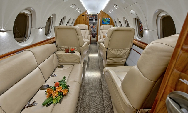 N850MJ Hawker 850XP - DuPage Aerospace owned by S/N 258800