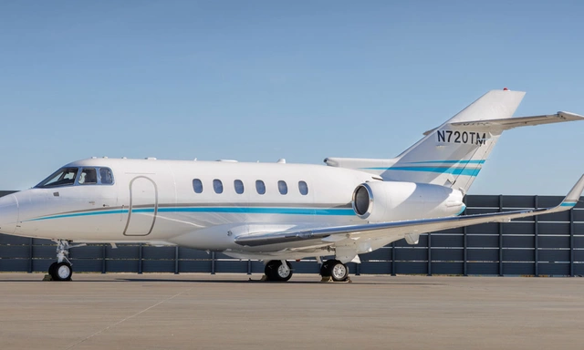 N70 N720TM Hawker 850XP - Worldwide Jet Charter, Inc. owned by S/N 258758