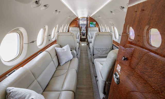 N720TM Hawker 850XP - Worldwide Jet Charter, Inc. owned by S/N 258758