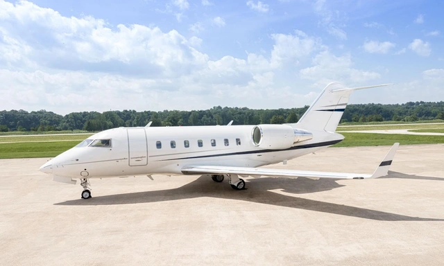 N305LX Challenger 605 - SpiritJets, LLC owned by S/N 5752