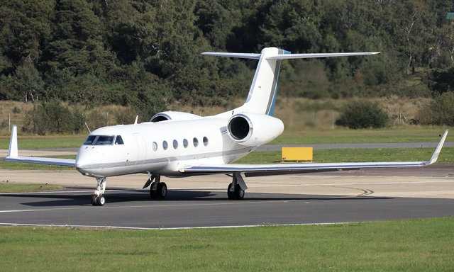 N329MD Challenger 601-3A - Hera Flight, LLC owned by S/N 5098