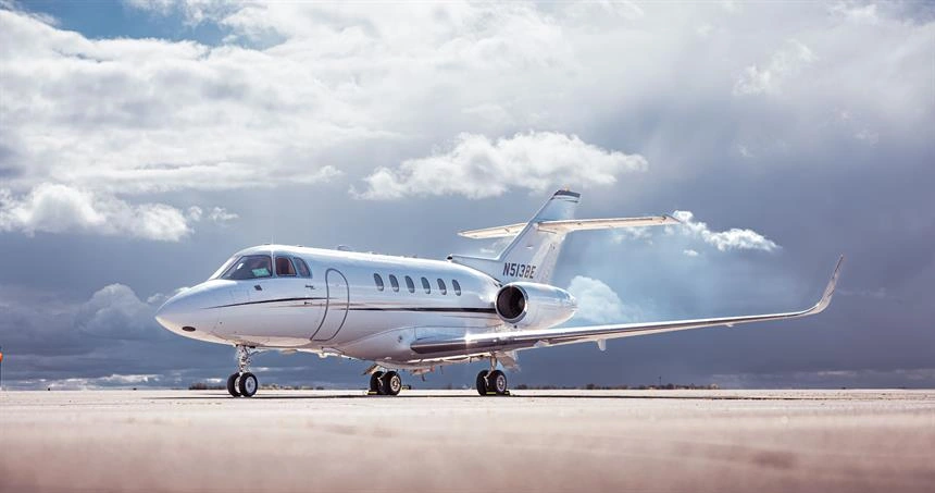 N513BE Hawker 800XP - Premier Private Jets owned by S/N 258471