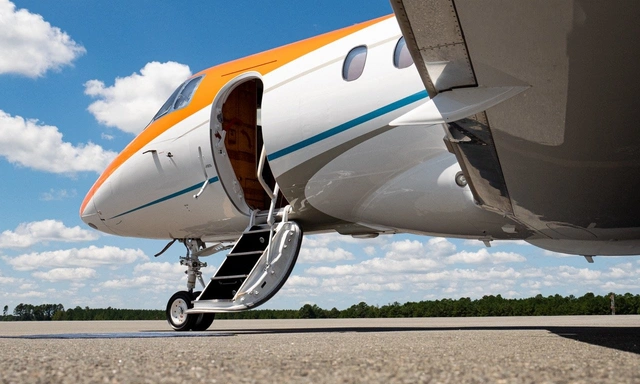 N676GH Hawker 800XP - FlyUSA owned by S/N 258676