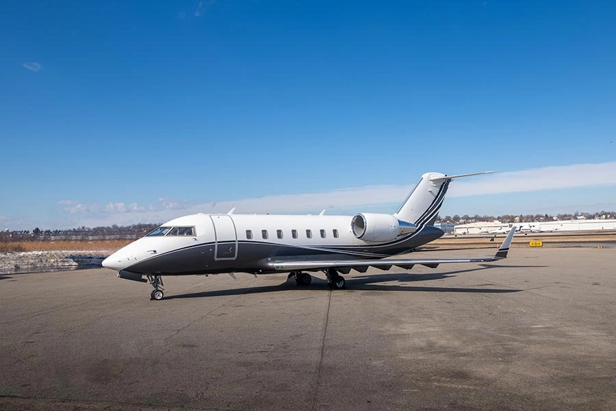 N111RZ Challenger 605 - NeaJets owned by S/N 5792
