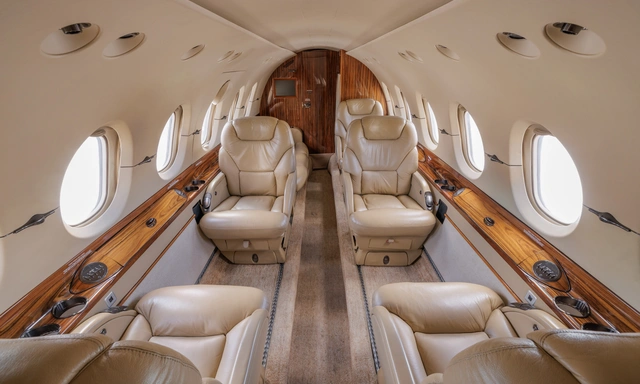 N868PZ Hawker 800XP - Mach One Air Charters, Inc. owned by S/N 258633