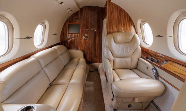 N868PZ Hawker 800XP - Mach One Air Charters, Inc. owned by S/N 258633