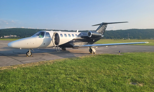G-ZENJ Learjet 75 - Zenith Aviation Limited owned by S/N 45-565