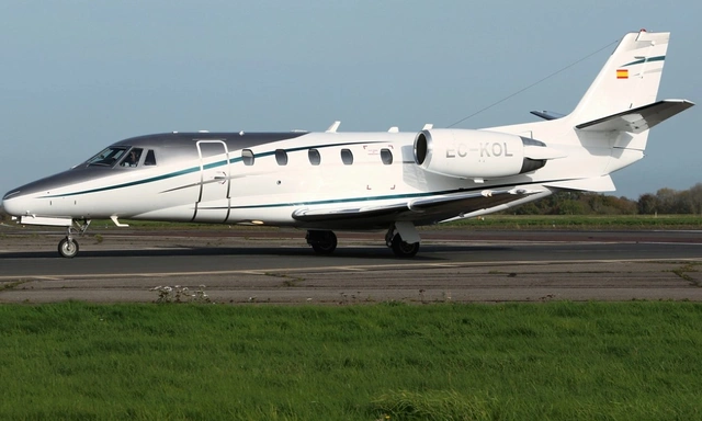 N383TK Hawker 800XP - Reynolds Jet Management owned by S/N 258700