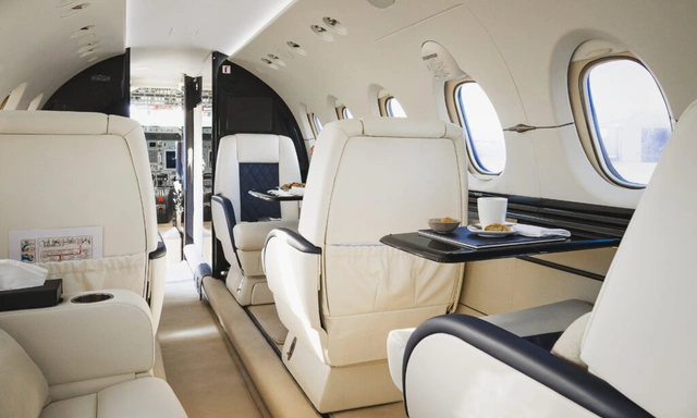 G-TZBW Hawker 850XP - Voluxis owned by S/N 258810