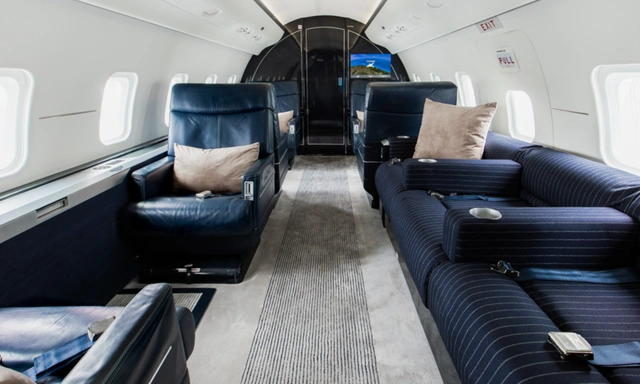 VH-MOU Challenger 604 - Global Jet International owned by S/N 5658