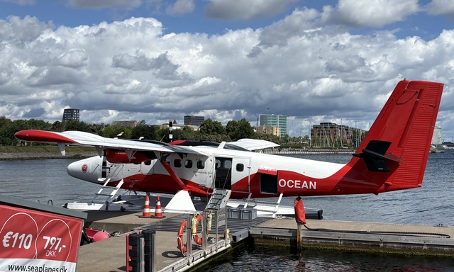 DHC-6-300 (DHC6) by De Havilland Canada